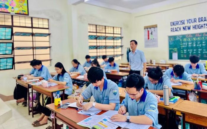  Với sự nỗ lực bền bỉ, học sinh Trường THPT Chi Lăng đã đạt tổng cộng 46 giải tại tại Kỳ thi chọn học sinh giỏi lớp 12 cấp tỉnh. Ảnh: T.D 