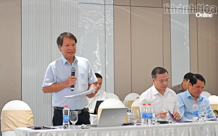 Ông Nguyễn Xuân Hải - Phó Chánh Văn phòng UBND tỉnh Khánh Hòa phát biểu ý kiến.