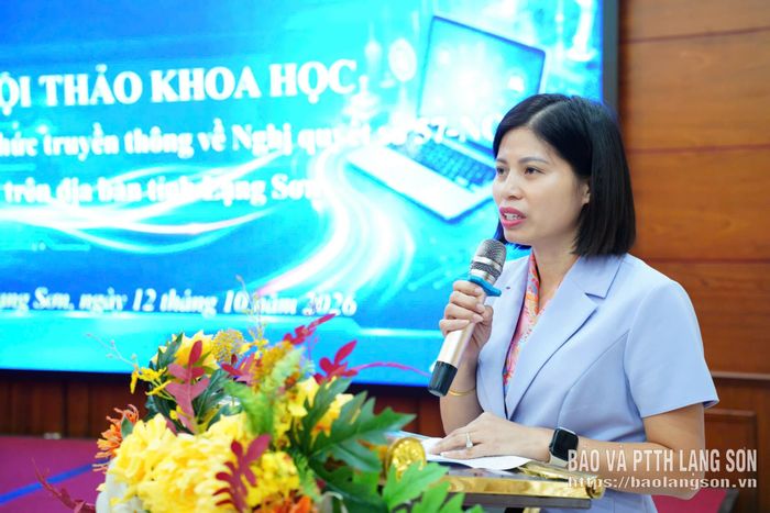 Lãnh đạo Ban Tuyên giáo Tỉnh ủy phát biểu tại hội thảo