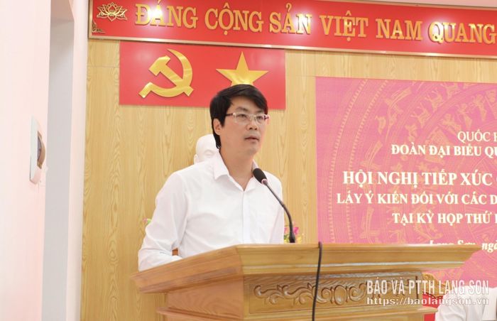 Lãnh đạo Sở Tài chính phát biểu ý kiến tại hội nghị