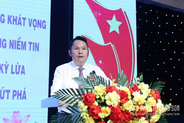 Lãnh đạo Hiệp hội Doanh nghiệp tỉnh phát biểu ý kiến chỉ đạo tại đại hội