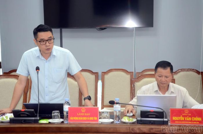 Lãnh đạo Văn phòng Đoàn đại biểu Quốc hội và HĐND tỉnh báo cáo kết quả việc thực hiện các kết luận, kiến nghị sau giám sát, khảo sát của HĐND, Thường trực HĐND, các Ban HĐND tỉnh.