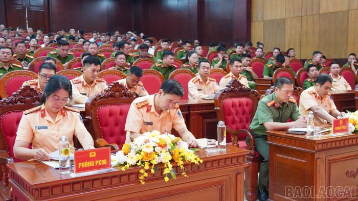 Các đại biểu tham dự hội nghị.