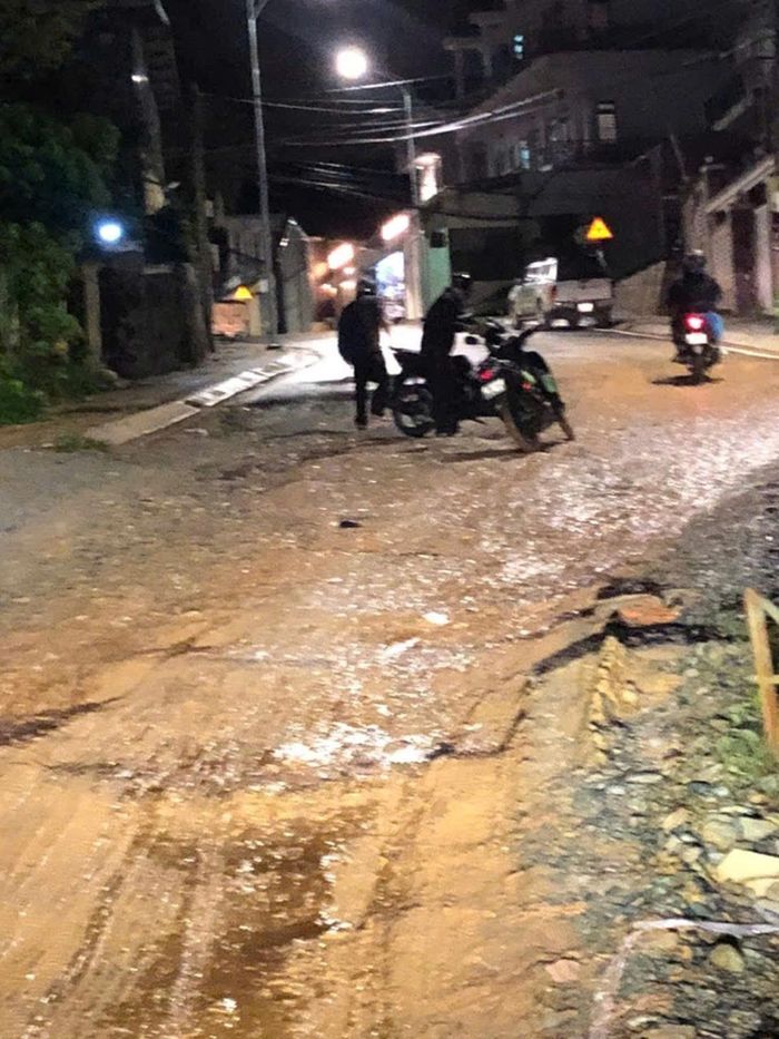 Người dân bày tỏ mong mỏi chính quyền sớm có phương án tháo gỡ dứt điểm đoạn vướng mắc còn lại ở đường Mai Xuân Thưởng
