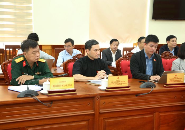 Các đại biểu tham dự cuộc họp