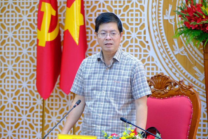Đồng chí Nguyễn Hồng Hải, Ủy viên Ban Thường vụ Tỉnh ủy, Phó Chủ tịch Thường trực UBND tỉnh Lâm Đồng phát biểu tại buổi làm việc