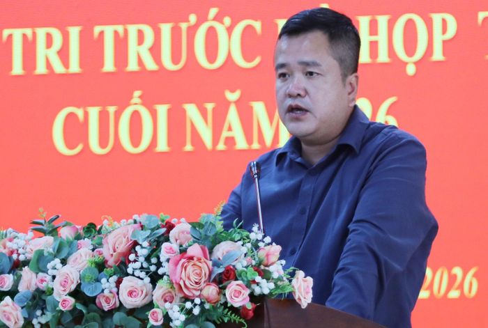 Đại diện Sở Nông nghiệp và Môi trường giải đáp vấn đề liên quan đến kiến nghị xin thành lập hợp tác xã mà cử tri đề xuất