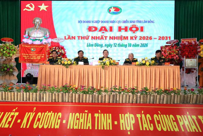Đoàn Chủ tịch điều hành đại hội
