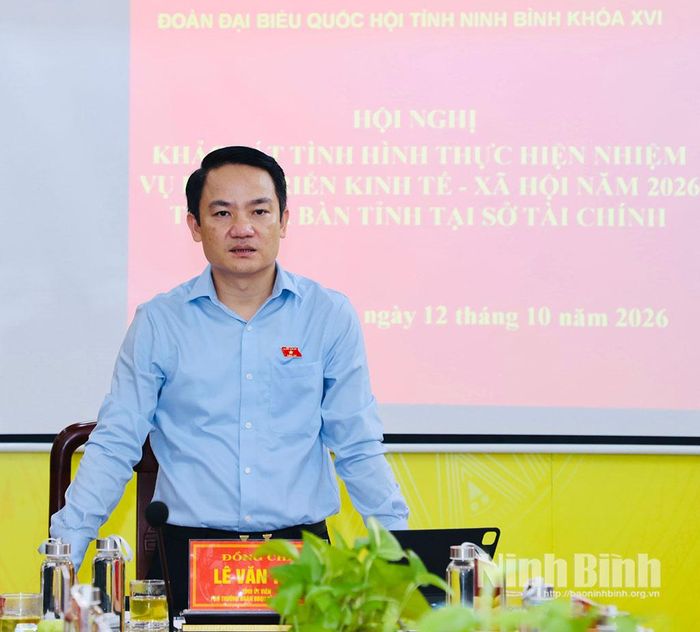 Đồng chí Lê Văn Thế, Tỉnh ủy viên, Phó Trưởng đoàn chuyên trách Đoàn ĐBQH tỉnh Ninh Bình phát biểu kết luận tại buổi khảo sát.