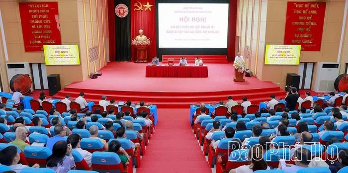 Quang cảnh hội nghị.