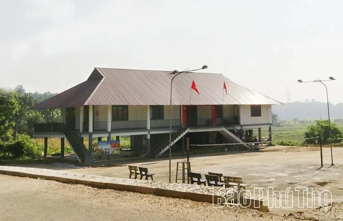 Công trình Nhà văn hóa trị giá hơn 2 tỷ đồng đang được đầu tư xây dựng.