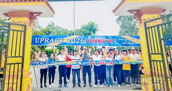 Mỗi km hoàn thành sẽ được quy đổi thành giá trị vật chất hỗ trợ cho người khuyết tật, nạn nhân chất độc da cam và trẻ mồ côi - Ảnh: Thùy Trang
