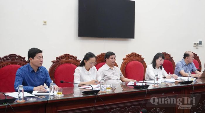 Các đại biểu tham dự buổi làm việc - Ảnh: Q.V