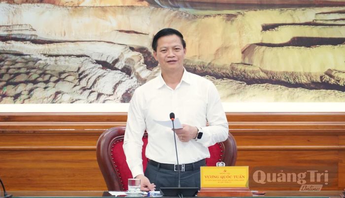Đồng chí Vương Quốc Tuấn, Bí thư Tỉnh ủy yêu cầu triển khai chủ trương bố trí 100% Chủ tịch UBND cấp xã không phải là người địa phương - Ảnh: Q.V