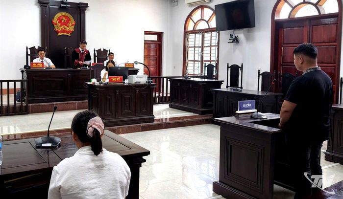 Quang cảnh phiên tòa rút kinh nghiệm xét xử vụ án mua bán và tàng trữ trái phép chất ma túy