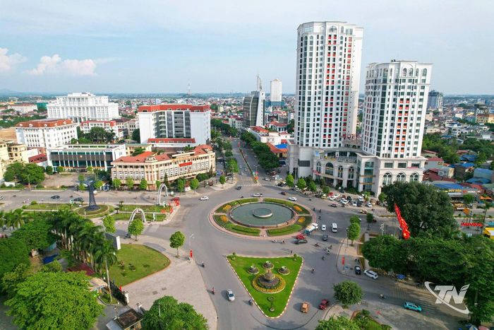 Đến giữa tháng 9-2026, tổng vốn FDI thu hút vào các khu công nghiệp của tỉnh đã vượt 8 tỷ USD. Trong ảnh: Một góc trung tâm tỉnh Thái Nguyên.