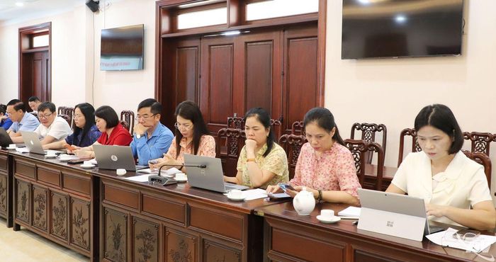 Đại biểu dự Hội nghị.
