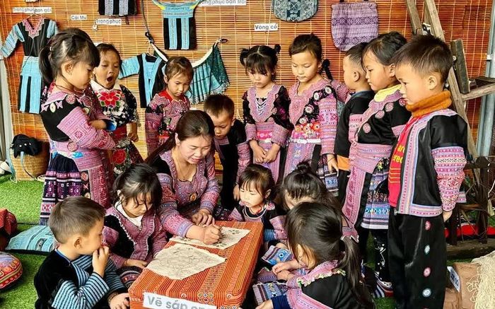 Quy trình kiểm tra, công nhận được quy định đối với cả cấp xã và cấp tỉnh. Ảnh: MOET