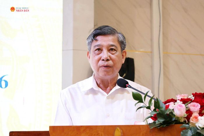 Chủ tịch HĐND thành phố Cần Thơ Đồng Văn Thanh phát biểu tại hội nghị. Ảnh: Nguyễn Hành