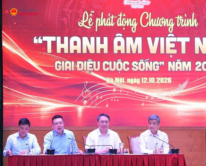 Ban tổ chức thông tin tới báo chí tại Lễ phát động