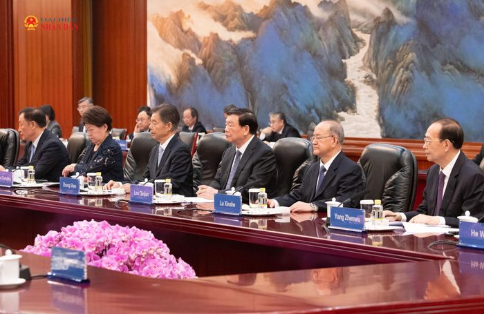Các đại biểu Trung Quốc tham dự cuộc hội đàm
