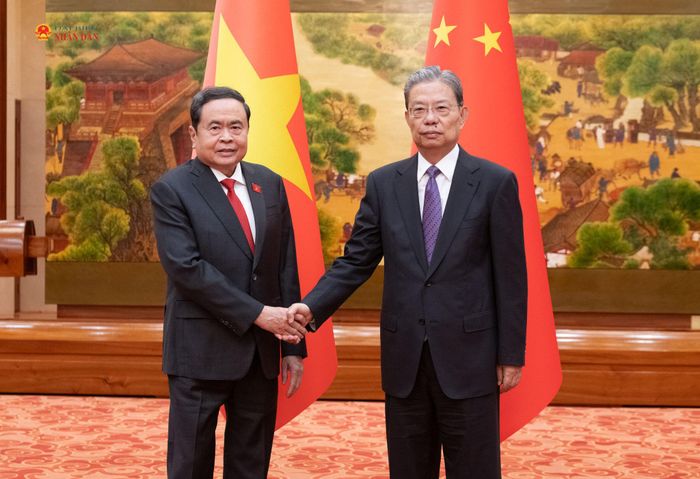 Chủ tịch Quốc hội Trần Thanh Mẫn và Ủy viên trưởng Ủy ban Thường vụ Nhân đại toàn quốc Trung Quốc Triệu Lạc Tế