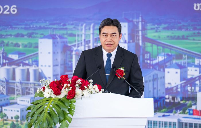 Thứ trưởng Bộ Công Thương Lào Phuttavan Nanthavong phát biểu ý kiến tại buổi lễ