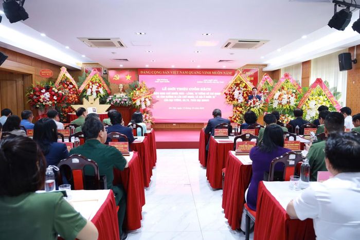 Lễ giới thiệu cuốn sách được tổ chức trang trọng vào ngày 12/10 tại Hà Nội.