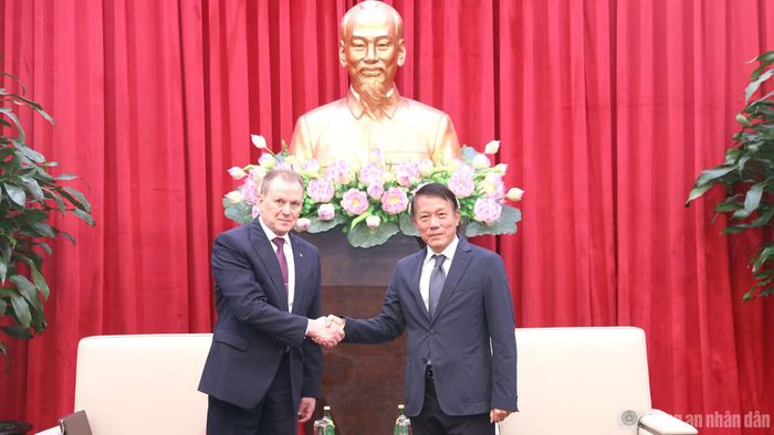 Bộ trưởng Lương Tam Quang và Đại tướng Arkady Aleksandrovich Gostev thống nhất một số phương hướng hợp tác trong thời gian tới.