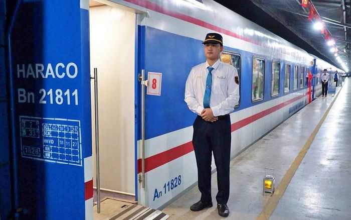 Đoàn tàu chất lượng cao Thành phố Hồ Chí Minh - Nha Trang.
