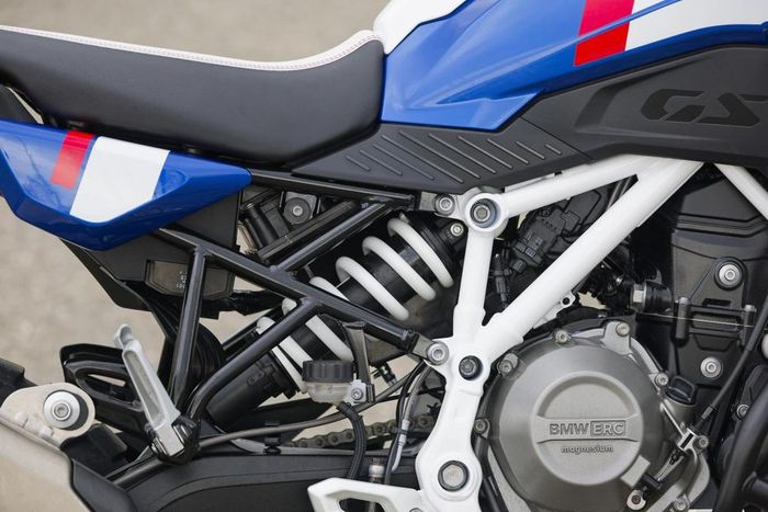 BMW F 450 GS dự kiến được bàn giao tại Việt Nam từ cuối tháng 12. (Ảnh: BMW)
