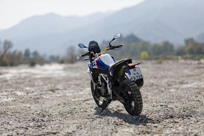 BMW F 450 GS cạnh tranh Honda NX500. (Ảnh: BMW)