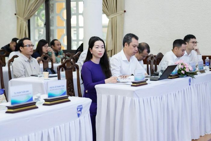 tại Hội thảo...