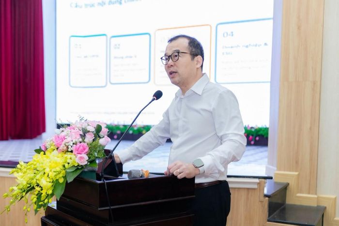 Các đại biểu trình bày ý kiến tại Hội thảo