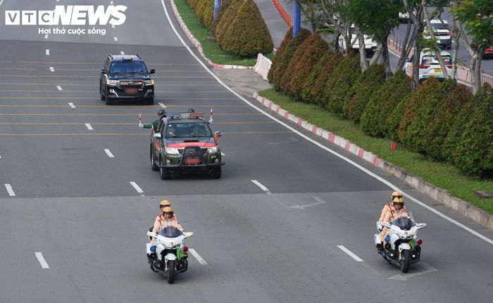 Sau lễ truy điệu, đoàn xe dự kiến đưa 731 hài cốt liệt sĩ từ Công viên Lê Thị Riêng đến Nghĩa trang Liệt sĩ TP.HCM, với quãng đường khoảng 26km.