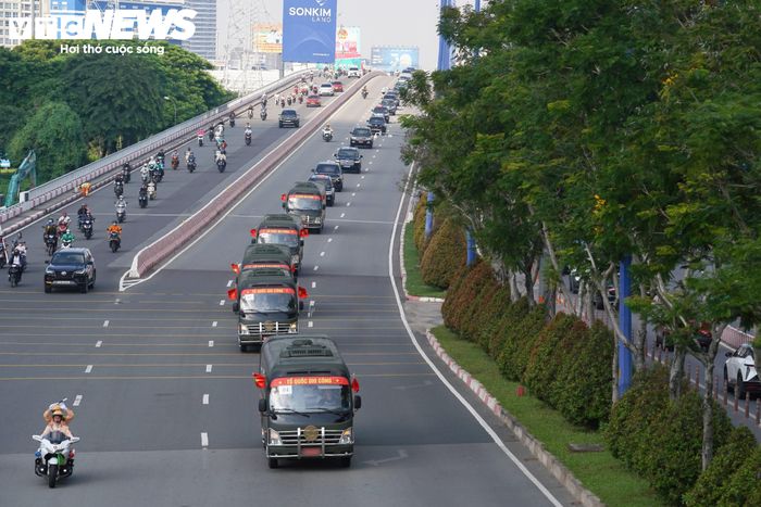 Buổi tổng duyệt nhằm kiểm tra toàn diện công tác tổ chức, rà soát trình tự nghi lễ và sự phối hợp giữa các lực lượng, qua đó kịp thời rút kinh nghiệm, bảo đảm lễ viếng và truy điệu chính thức diễn ra trang nghiêm, chu đáo.