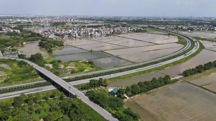 Một góc xã Thư Lâm - nơi có dự án Khu đô thị đa mục tiêu của thành phố. Ảnh: Quang Thái