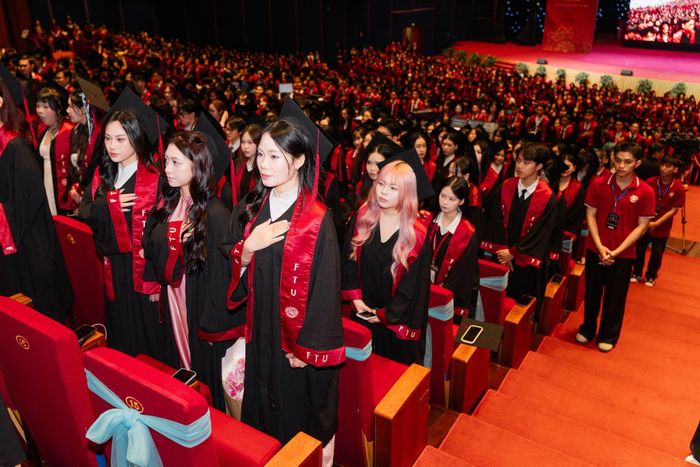 Sinh viên Trường Đại học Ngoại thương tại lễ trao bằng tốt nghiệp đợt 2 năm 2026. Ảnh: FTU