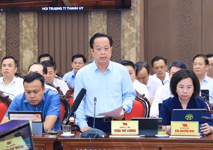 Phó Chủ tịch Thường trực HĐND thành phố Hà Nội Trần Thế Cương đề xuất 6 nhóm giải pháp nhằm nâng cao hiệu quả triển khai các dự án ngoài ngân sách. Ảnh: Quang Thái