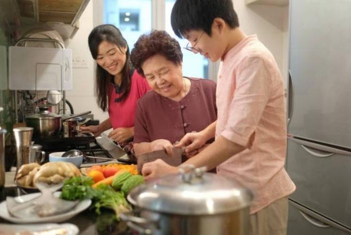 Phong thủy gia đình, xét cho cùng là nơi gắn kết những người sống trong đó. Ảnh internet