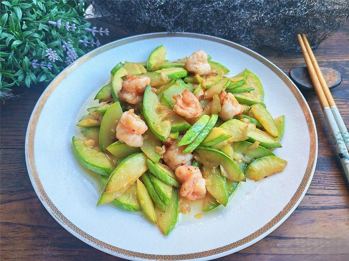 Mẹo cần lưu ý khi nấu món bí ngòi xào tôm: