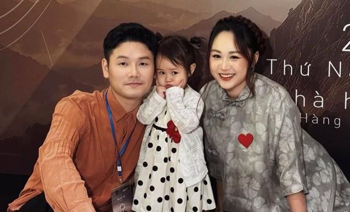 Gia đình nhỏ của Thiện Thanh sau 5 năm kết hôn.