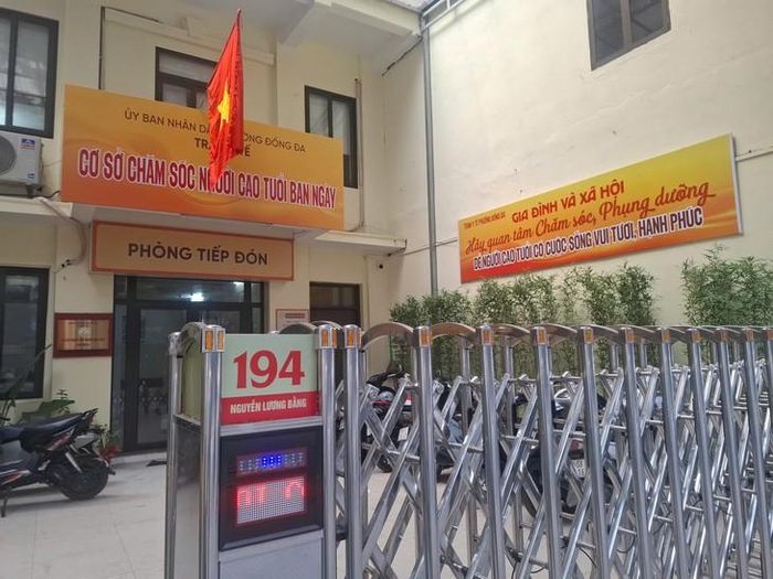 Cơ sở chăm sóc người cao tuổi ban ngày phường Đống Đa.