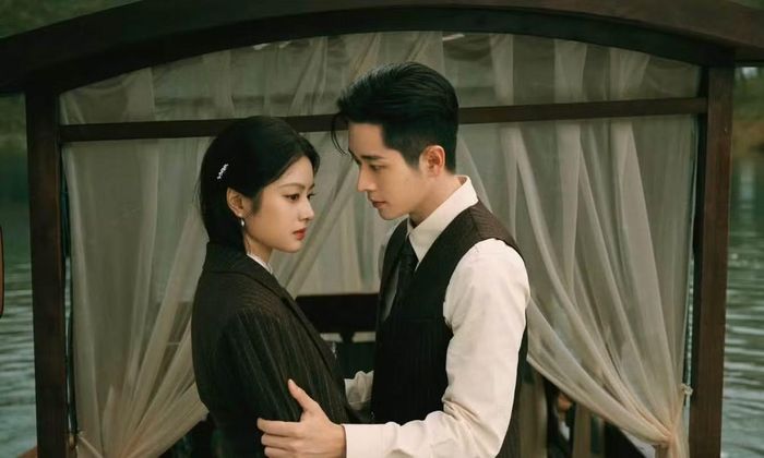 Cặp đôi chính từ hôn nhân hợp đồng thành tình cảm thật.