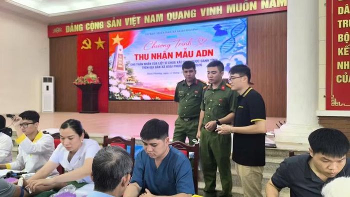 Trao đổi, phân công nhiệm vụ một cách khoa học giữa Công an xã Đoài Phương - Phòng Cảnh sát QLHC về TTXH và Công ty Genestory