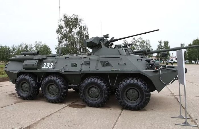 Các kíp vận hành của những phương tiện chiến đấu nói trên sau khi ký kết hợp đồng với Bộ Quốc phòng Nga sẽ lập tức được điều ra chiến trường thay vì bảo vệ các nhà máy lọc dầu ở hậu phương, sẽ cần thêm thời gian để có nhận định chính xác nhất.