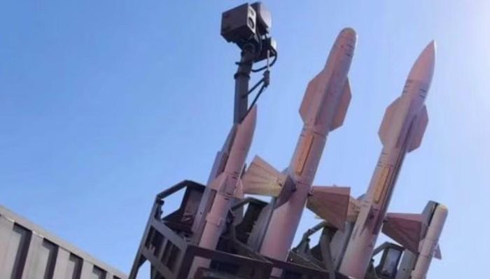Một quan chức châu Âu mô tả thông tin tình báo và vũ khí Mỹ cung cấp là "vô cùng quan trọng" đối với Ukraine, đồng thời gọi lời đe dọa trên là "ngày buồn" với Kiev và các đồng minh.