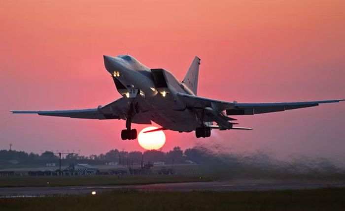 Ukraine đồng thời tìm cách phát hiện và đánh chặn oanh tạc cơ Tu-22M3 cũng như tên lửa được phóng từ máy bay. Một tổn thất đặc biệt gây tranh cãi xảy ra ngày 19/4/2024.