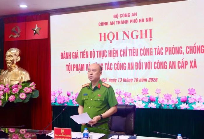Đại tá Nguyễn Đức Long, Phó Giám đốc CATP phát biểu quán triệt, chỉ đạo nội dung Hội nghị.