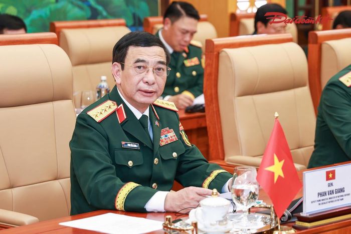 Đại tướng Phan Văn Giang phát biểu tại hội đàm. Ảnh: Quang Vinh